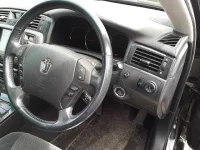 Toyota CROWN лот № 30034 оценка 3.5  с аукциона в Японии 8