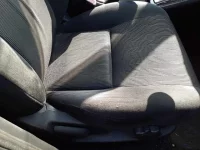 Toyota COROLLA RUNX лот № 90127 оценка 3  с аукциона в Японии 9