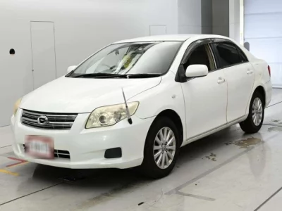 Toyota COROLLA AXIO  с аукциона в Японии