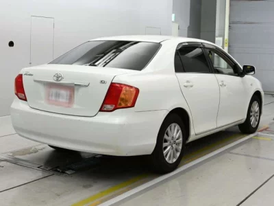 Toyota COROLLA AXIO  с аукциона в Японии
