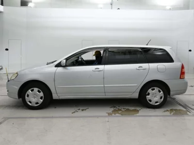 Toyota COROLLA FIELDER  с аукциона в Японии