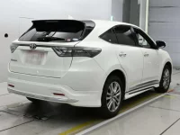 Toyota HARRIER лот № 30057 оценка 4  с аукциона в Японии 1