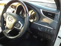 Toyota HARRIER лот № 30057 оценка 4  с аукциона в Японии 8