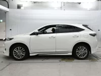 Toyota HARRIER лот № 30057 оценка 4  с аукциона в Японии 3