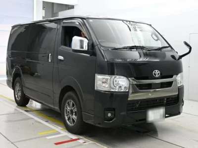 Toyota HiAce Van