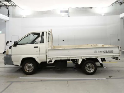 Toyota LITE ACE TRUCK  с аукциона в Японии