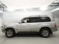 Toyota LAND CRUISER лот № 30044 оценка 3.5  с аукциона в Японии 3