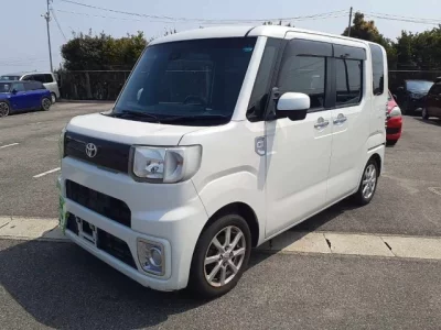 Toyota PIXIS MEGA