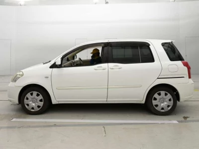Toyota Raum