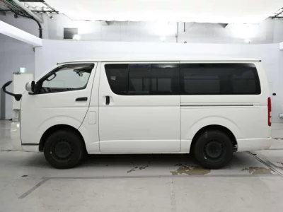 Toyota RegiusAce