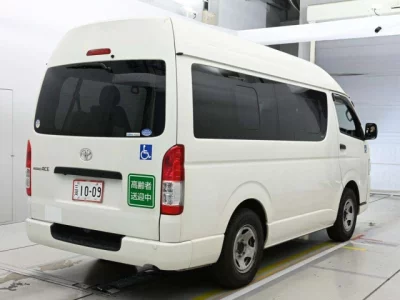 Toyota REGIUS ACE VAN