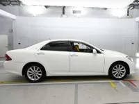 Toyota CROWN лот № 30402 оценка 4  с аукциона в Японии 2