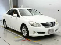 Toyota CROWN лот № 30402 оценка 4  с аукциона в Японии 4