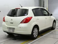 Nissan TIIDA лот № 90287 оценка 4.5  с аукциона в Японии 1