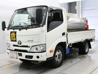Toyota DYNA  с аукциона в Японии