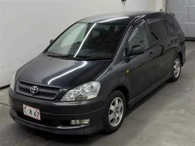 Toyota Ipsum