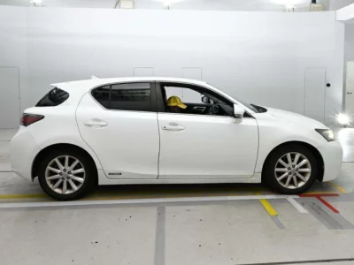Lexus CT200h