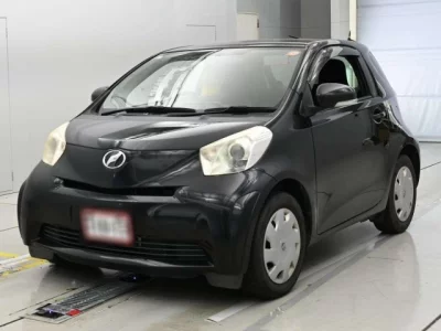 Toyota iQ
