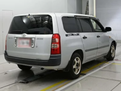 Toyota SUCCEED  с аукциона в Японии