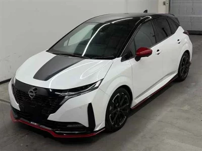 Nissan Aura