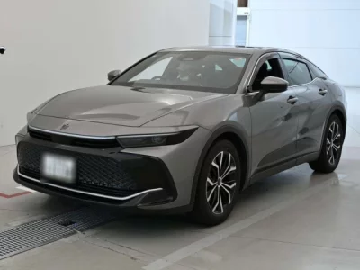 Toyota CROWN CROSSOVER