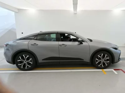 Toyota Crown Crossover