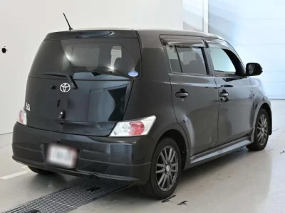 Toyota bB