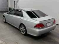 Toyota CROWN лот № 85196 оценка 3.5  с аукциона в Японии 1