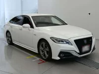 Toyota CROWN лот № 30561 оценка 3.5  с аукциона в Японии 4
