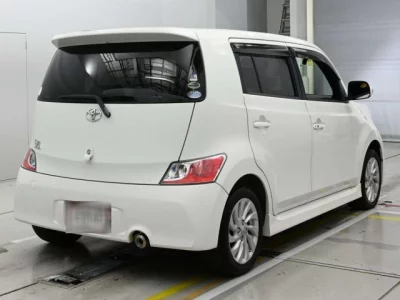Toyota bB