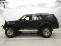 Toyota HILUX SURF лот № 20257 оценка 3.5  с аукциона в Японии 3