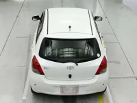 Toyota VITZ лот № 30532 оценка 3.5  с аукциона в Японии 7