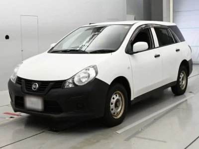Nissan AD