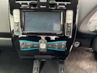 Nissan LEAF лот № 90147 оценка 4  с аукциона в Японии 5