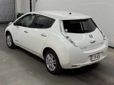 Nissan LEAF  с аукциона в Японии
