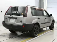 Nissan X-TRAIL лот № 10222 оценка 3.5  с аукциона в Японии 1