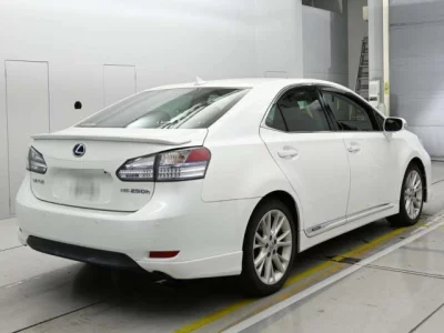 Lexus HS  с аукциона в Японии