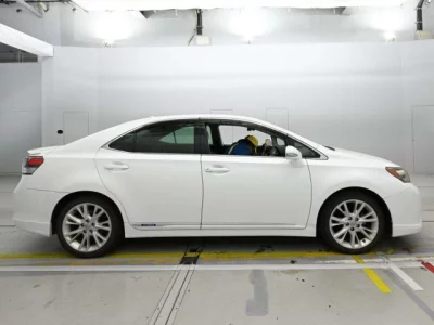 Lexus HS  с аукциона в Японии