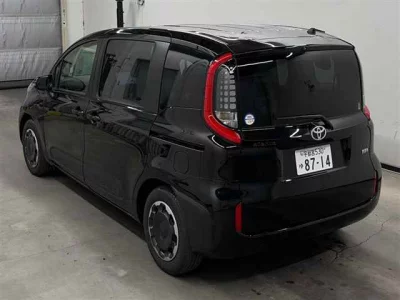 Toyota Sienta