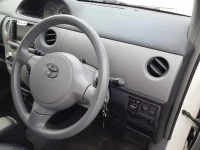 Toyota SIENTA лот № 90496 оценка 4  с аукциона в Японии 8