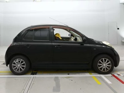 Nissan MARCH  с аукциона в Японии