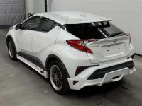 Toyota C-HR лот № 85231 оценка 4  с аукциона в Японии 1