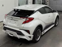 Toyota C-HR лот № 85231 оценка 4  с аукциона в Японии 4