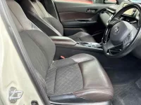 Toyota C-HR лот № 85231 оценка 4  с аукциона в Японии 6