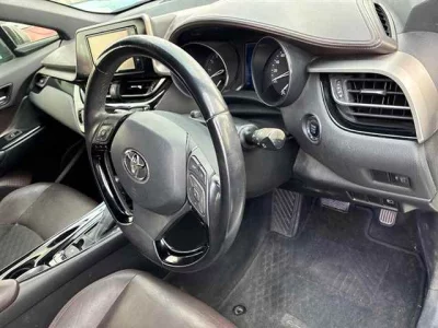 Toyota C-HR  с аукциона в Японии