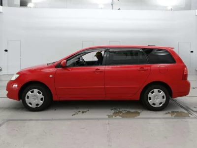 Toyota COROLLA FIELDER  с аукциона в Японии