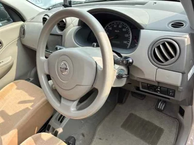 Nissan PINO  с аукциона в Японии