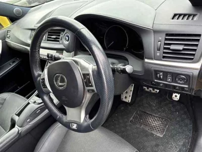 Lexus CT  с аукциона в Японии