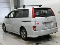 Toyota ISIS лот № 90513 оценка 3.5  с аукциона в Японии 5