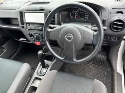 Nissan AD